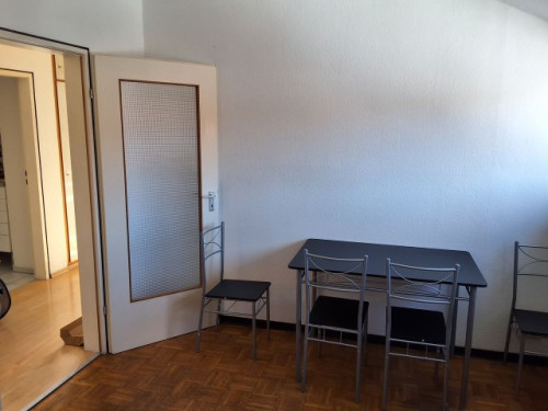 Nice Room in quiet street - Gallery - 8