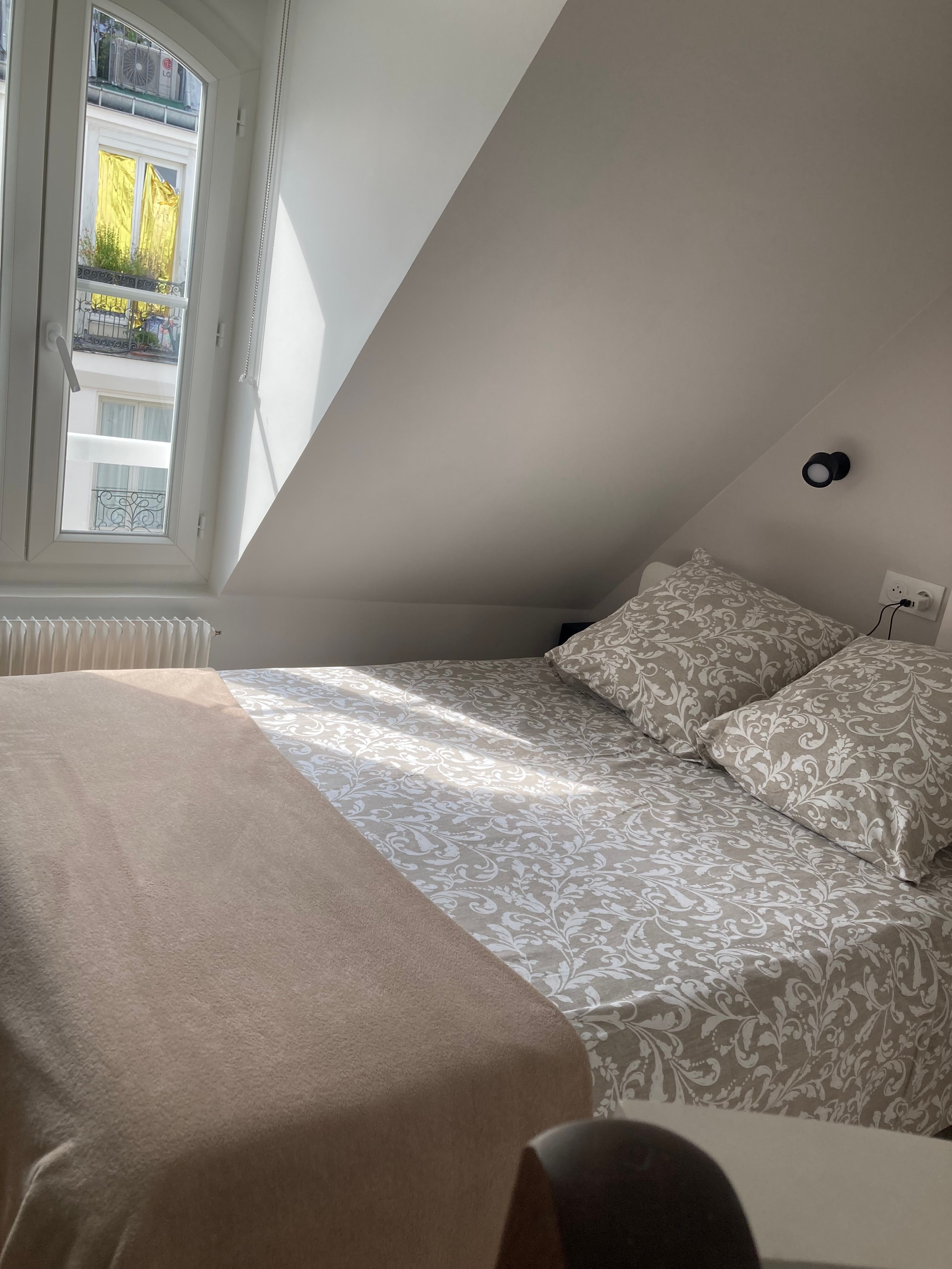 Quiet Psy Duplex Apartment In The Center Of Paris - 2