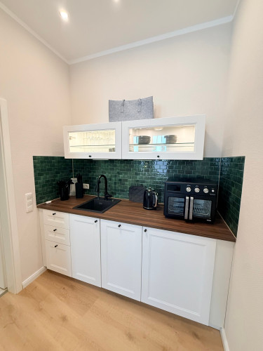 Elegantly furnished studio apartment at Burgwall – ideal for commuters - Gallery - 3