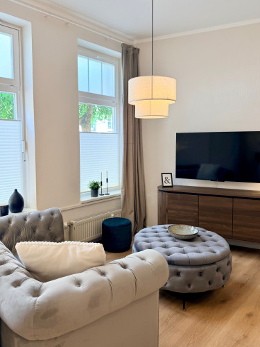 Elegantly furnished studio apartment at Burgwall – ideal for commuters - Gallery - 14