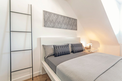 Modern 2 room apartment at the Volksgarten - Gallery - 20