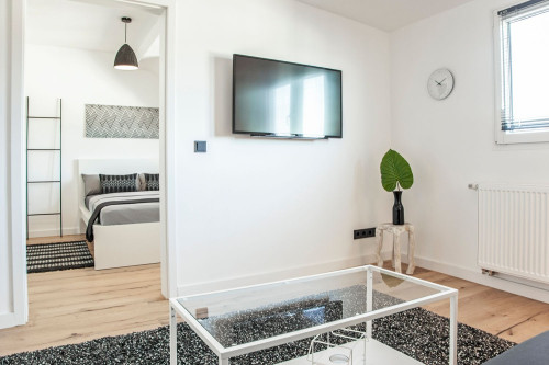 Modern 2 room apartment at the Volksgarten - Gallery - 17