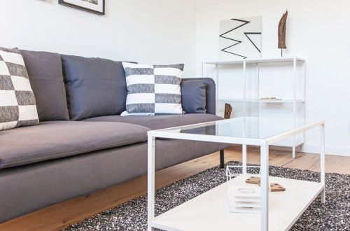 Modern 2 room apartment at the Volksgarten - Gallery - 15