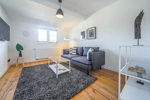 Modern 2 room apartment at the Volksgarten - Gallery - 16