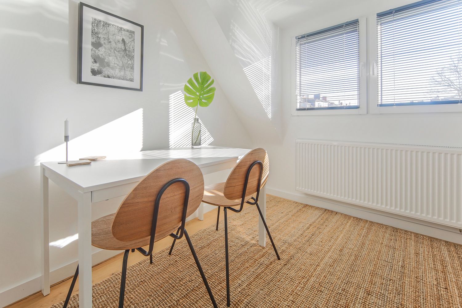 Modern 2 Room Apartment At The Volksgarten - 1