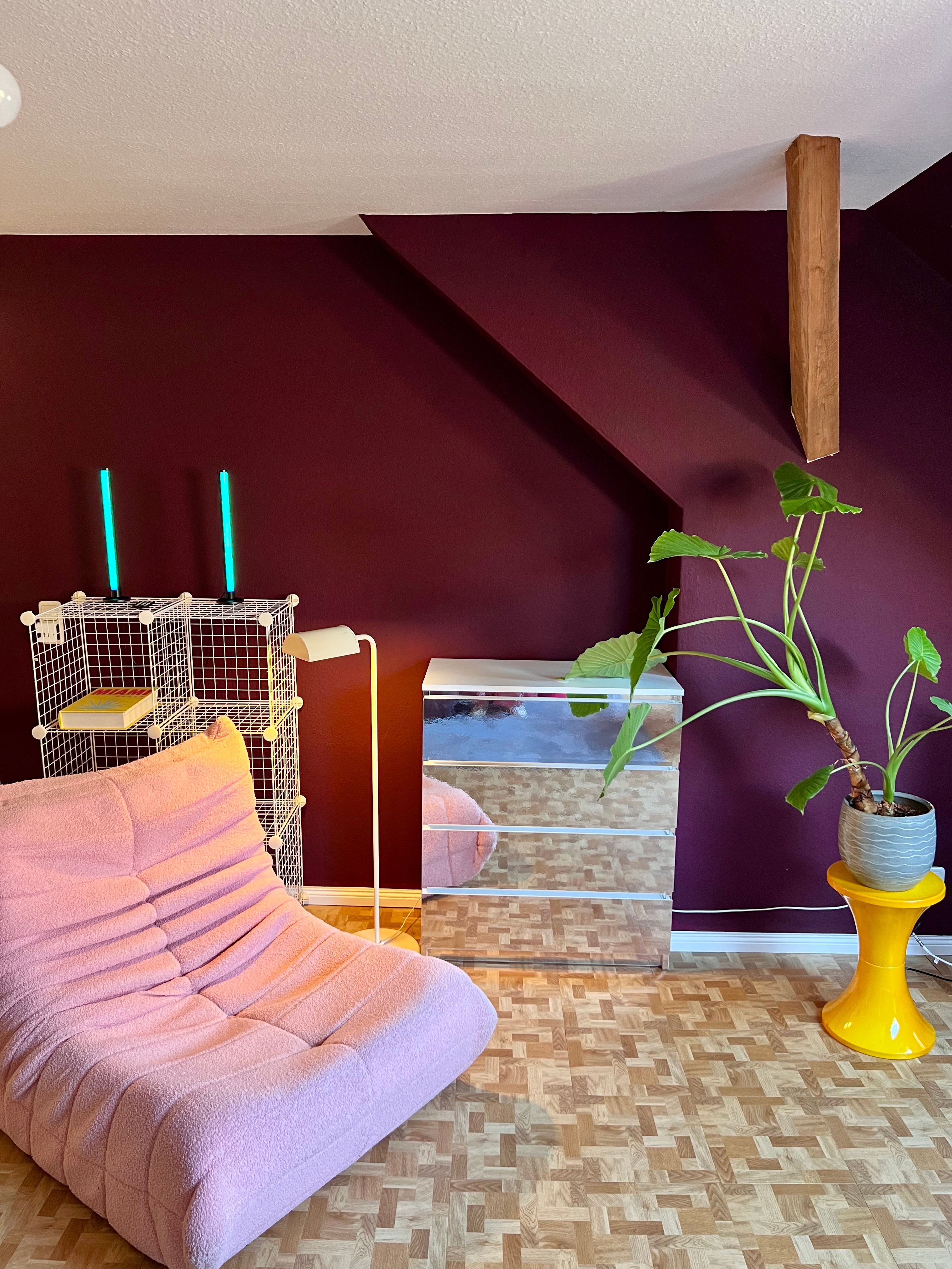The Attic Apartment - Bright And Quiet - 12