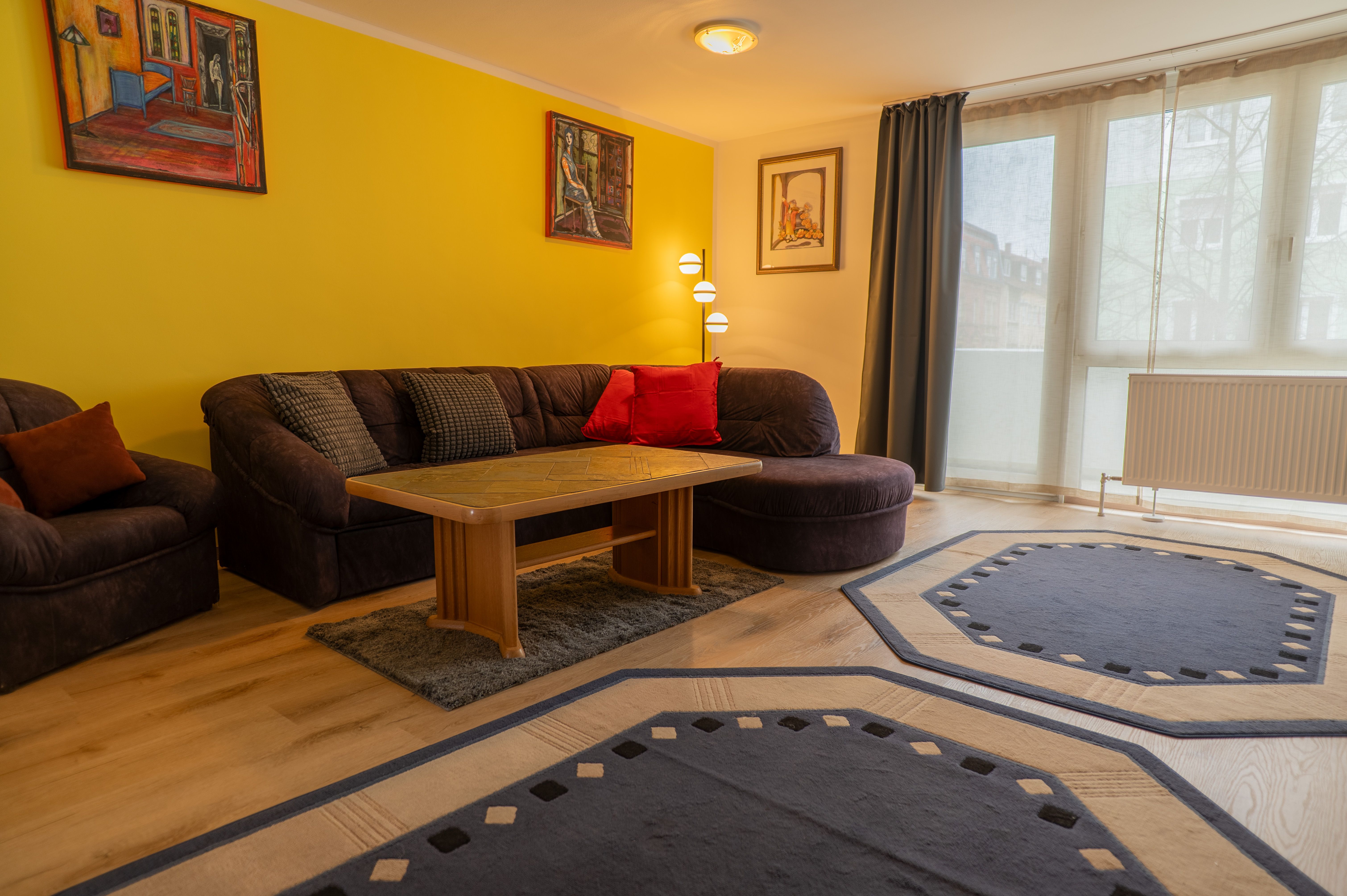 Bright And Spacious Apartment Near Nuremberg City Center - 23