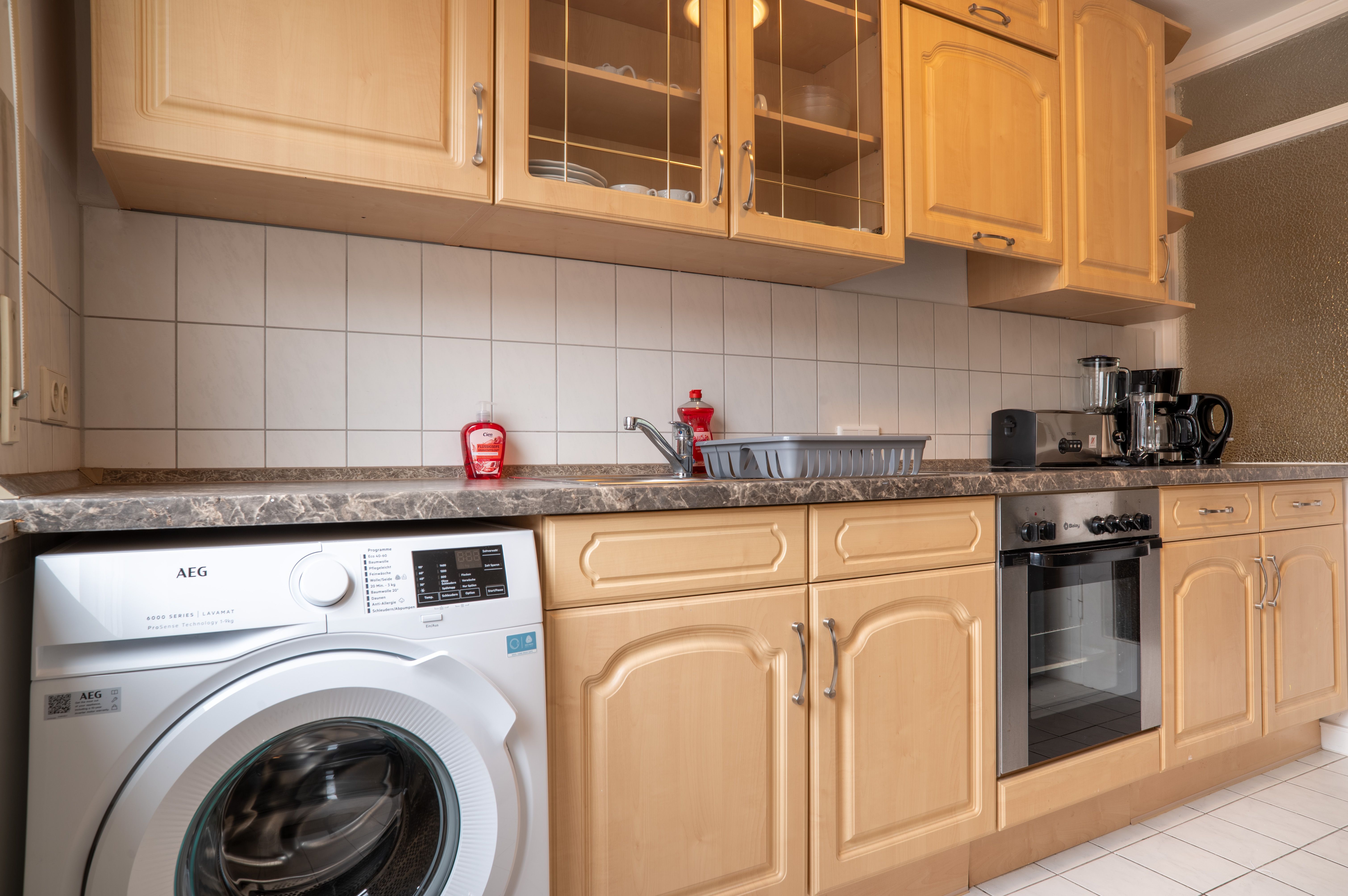 Bright And Spacious Apartment Near Nuremberg City Center - 1