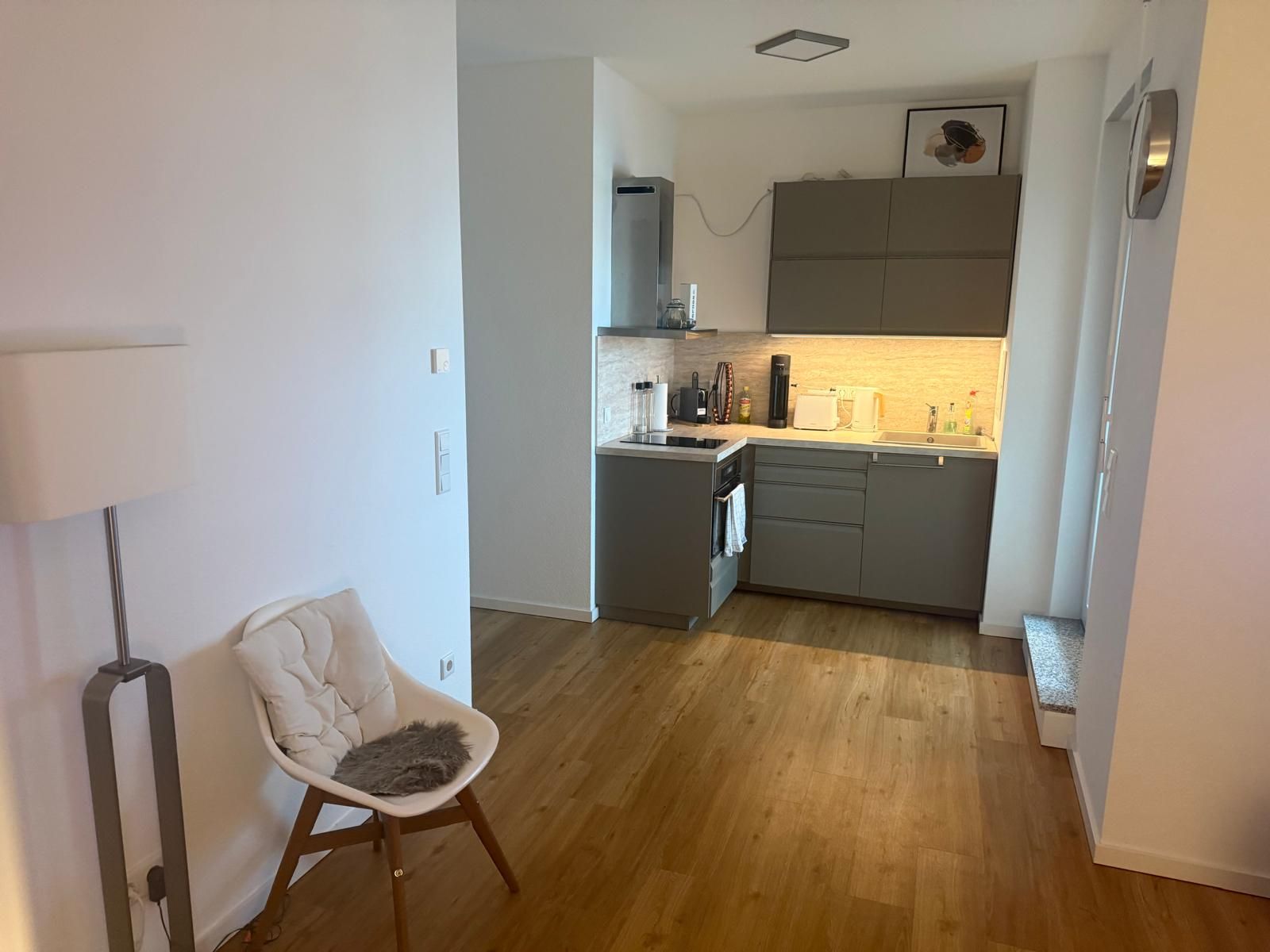 Modern, Fully Furnished Studio | City Center (Central) | 5 Min. Central Station | All-Inclusive Rent - 3