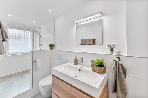 Work & Stay - Apartment with Office in Leinfelden-Echterdingen