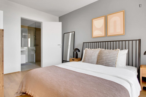 Welcoming 1-bedroom flat near the Central European University - Gallery - 25