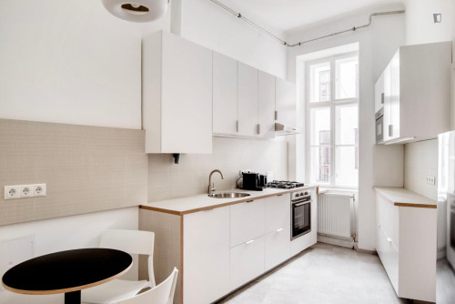Lovely 1-bedroom flat near the University of Technology - Gallery - 9