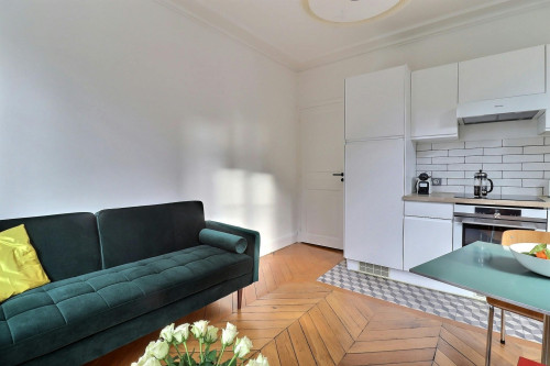 Rue de Marguerite de Rochechouart, Paris - Gallery - 5