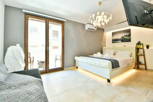 Papadiamantopoulou, Athens