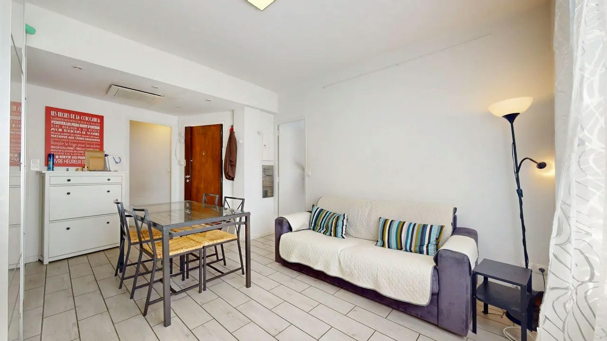 Private Room - 1