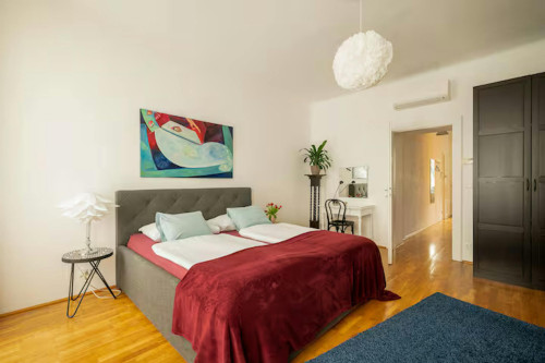 Sandwirtgasse, Vienna