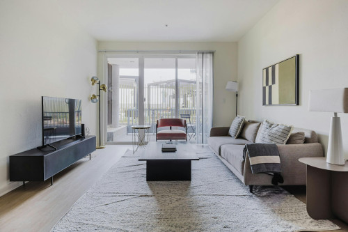 Maxella Avenue, Marina del Rey, CA