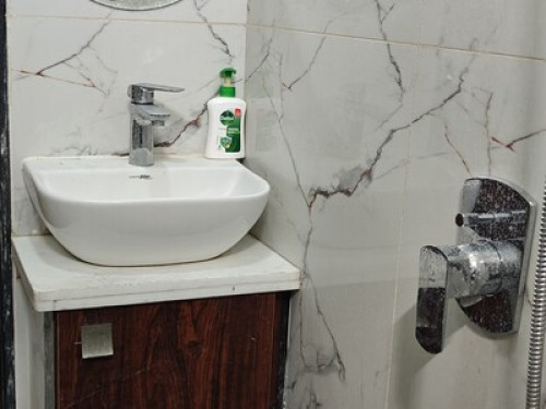 Premium Room w/Private Bath & Wi-Fi - Gallery - 16