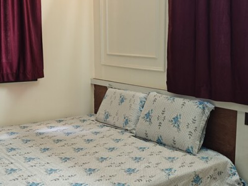 Premium Room w/Private Bath & Wi-Fi - Gallery - 21