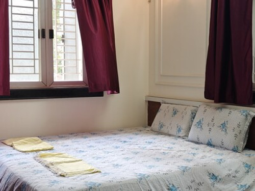 Premium Room w/Private Bath & Wi-Fi - Gallery - 13