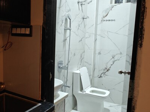 Premium Room w/Private Bath & Wi-Fi