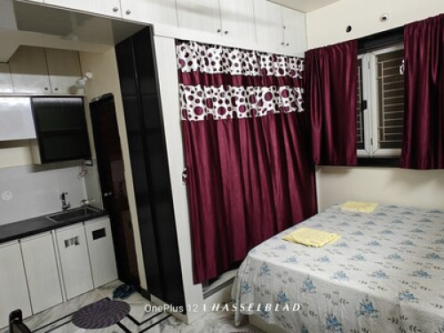 Premium Room w/Private Bath & Wi-Fi - Gallery - 7