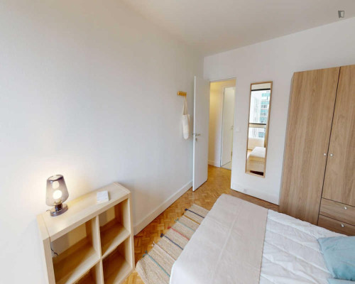 Appealing double bedroom in 15th arrondissement