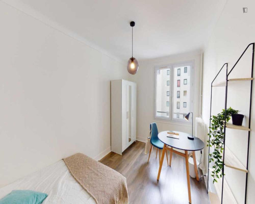 Charming double bedroom in 17th arrondissement
