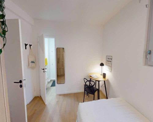 Appealing double ensuite bedroom in 9th arrondissement - Opera - Gallery - 17