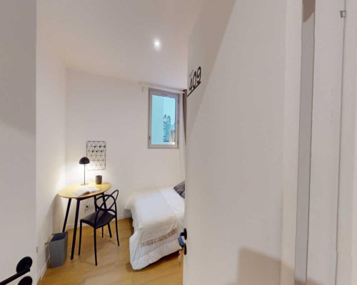 Appealing double ensuite bedroom in 9th arrondissement - Opera - Gallery - 18
