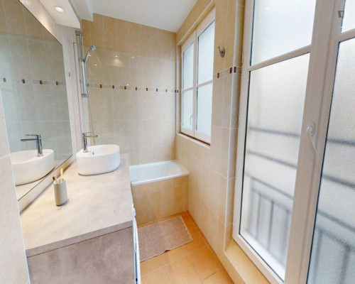 Escellent double bedroom in 1st arrondissement - Gallery - 7
