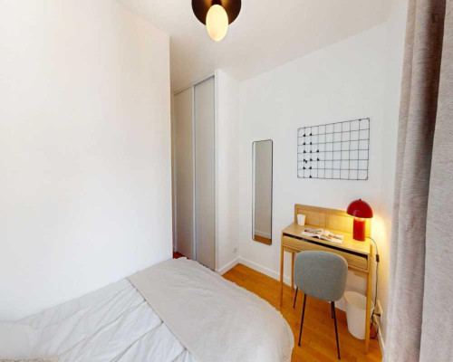 Escellent double bedroom in 1st arrondissement