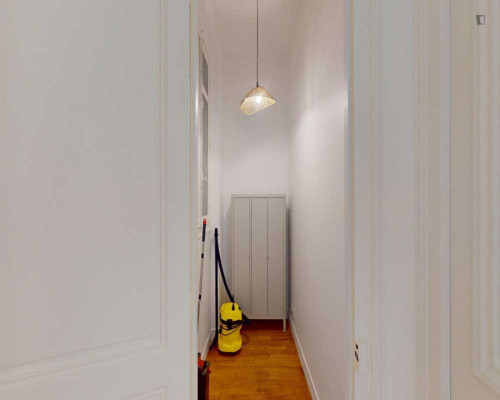 Elegant double bedroom in Plaine-Monceau