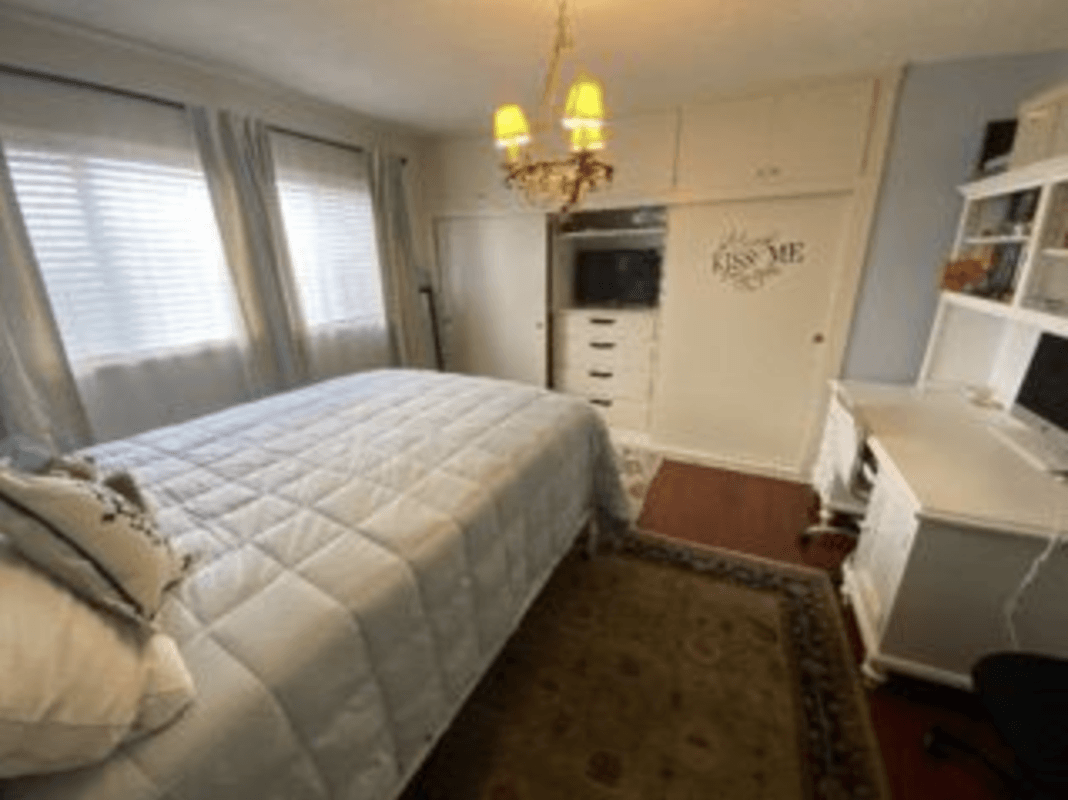 Guest Room(Full Room) - 1