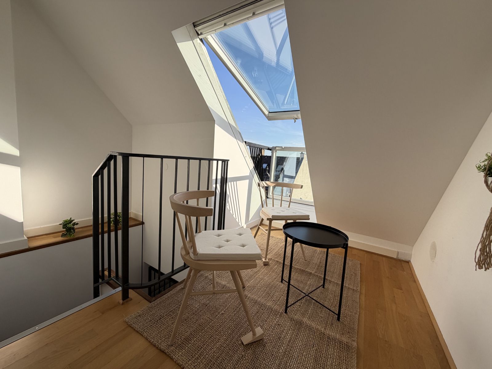 Modern Maisonette In Prime Location Of Wiesbaden - 4