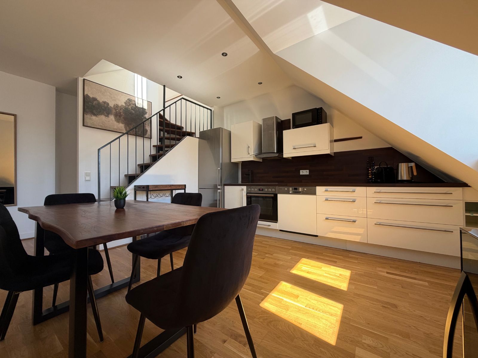 Modern Maisonette In Prime Location Of Wiesbaden - 8