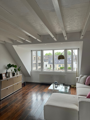 Bright, stylish apartment in Düsseldorf Carlstadt