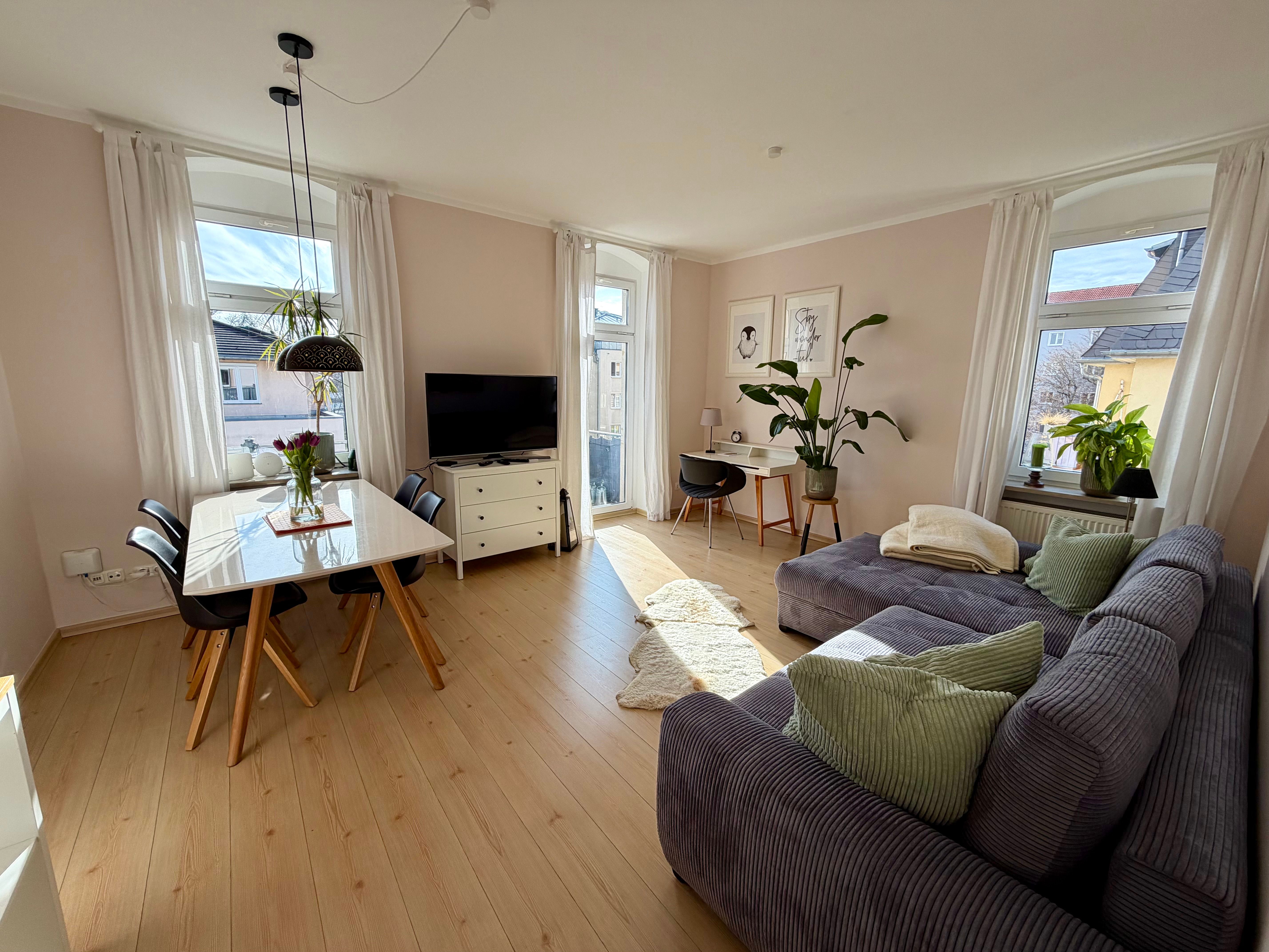 Completely Renovated, Beautiful & Charming Home In Dresden - 11