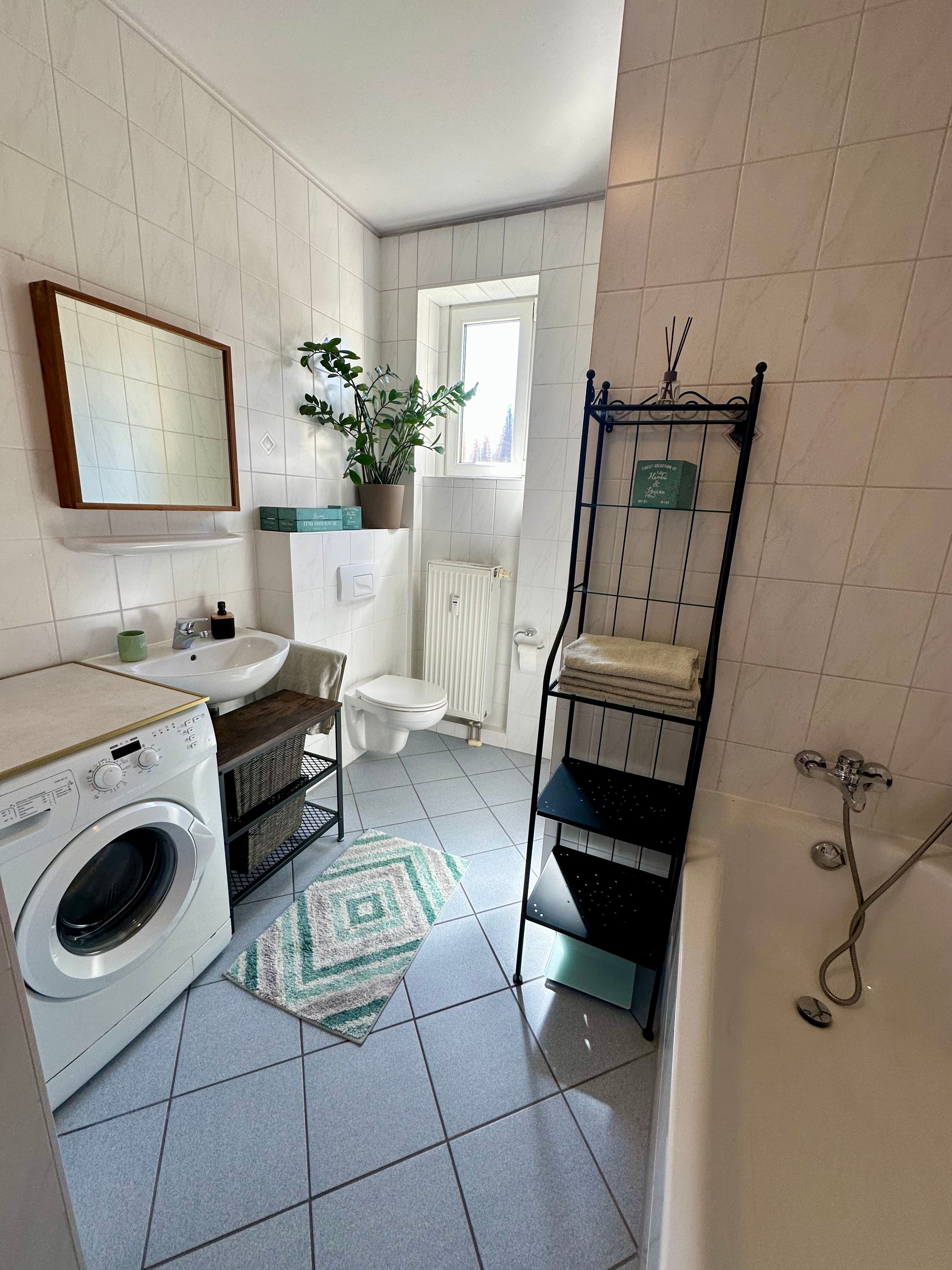 Completely Renovated, Beautiful & Charming Home In Dresden - 1