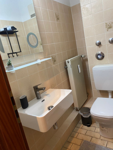 Charming 1 Room Appartement with parking space - Gallery - 5
