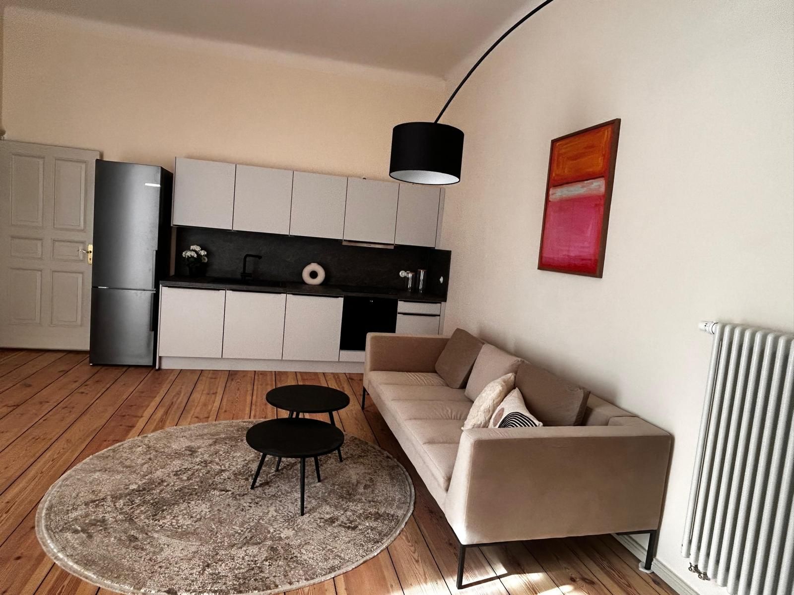 Contemporary Living At Villa Moritz – Elegant Historic Apartment With Balcony - 16