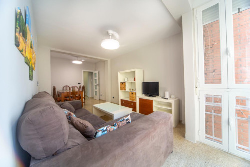 Homely single bedroom bedroom near Parque Federico García Lorca - Gallery - 16