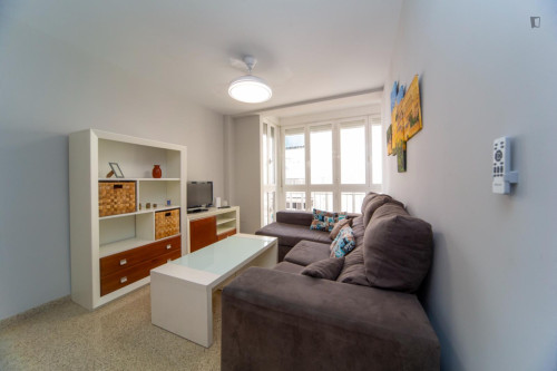 Homely single bedroom bedroom near Parque Federico García Lorca - Gallery - 17