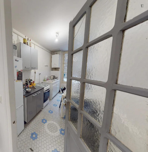Neat double bedroom near Ampère - Victor Hugo station - Gallery - 5