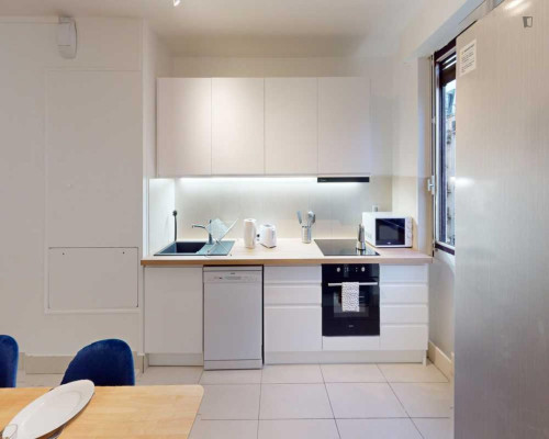 Inviting double bedroom in 15th arrondissement - Gallery - 9