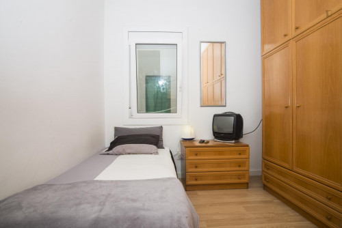 Single bedroom close to Rocafort metro station  - Gallery -  5