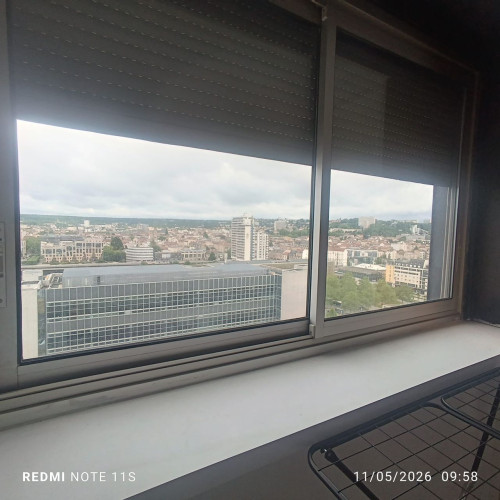 Bright Room in Female Shared Apartment – Nancy City Center - Gallery - 6