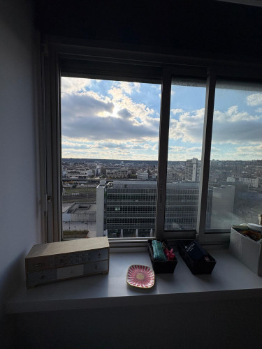 Bright Room in Female Shared Apartment – Nancy City Center - Gallery - 5