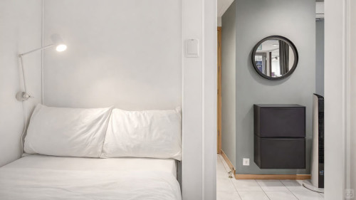 Coliving in the West Queen Home III - Rooms