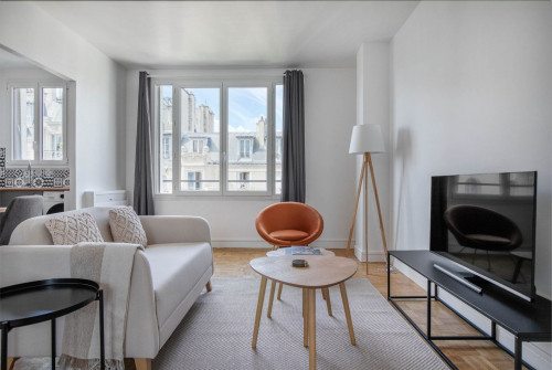 Stylish Passy Apartment with Stunning City Views - Gallery - 20